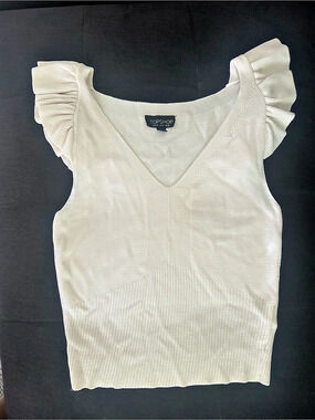 Topshop Ribbed Ruffle Sleeve Top in Cream Size Medium